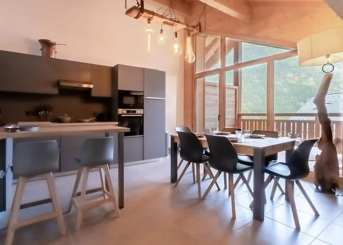 Terra Losa 2 - Quiet And Modern Apartment - City Center